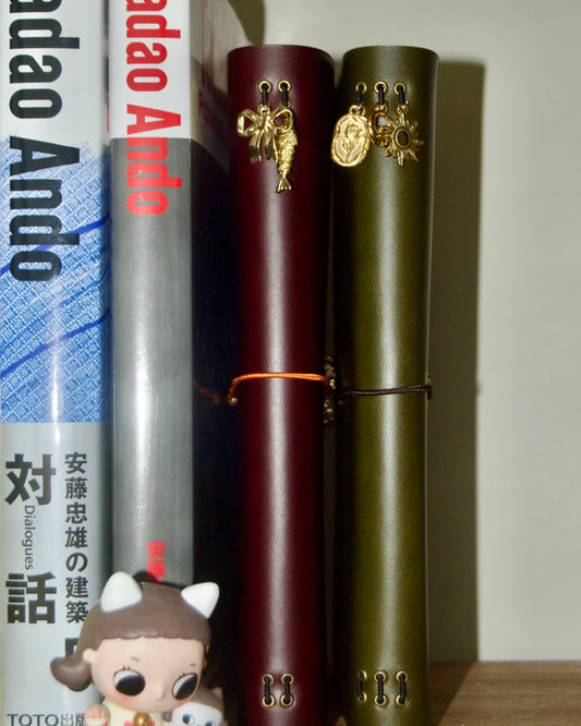 Charms [L]