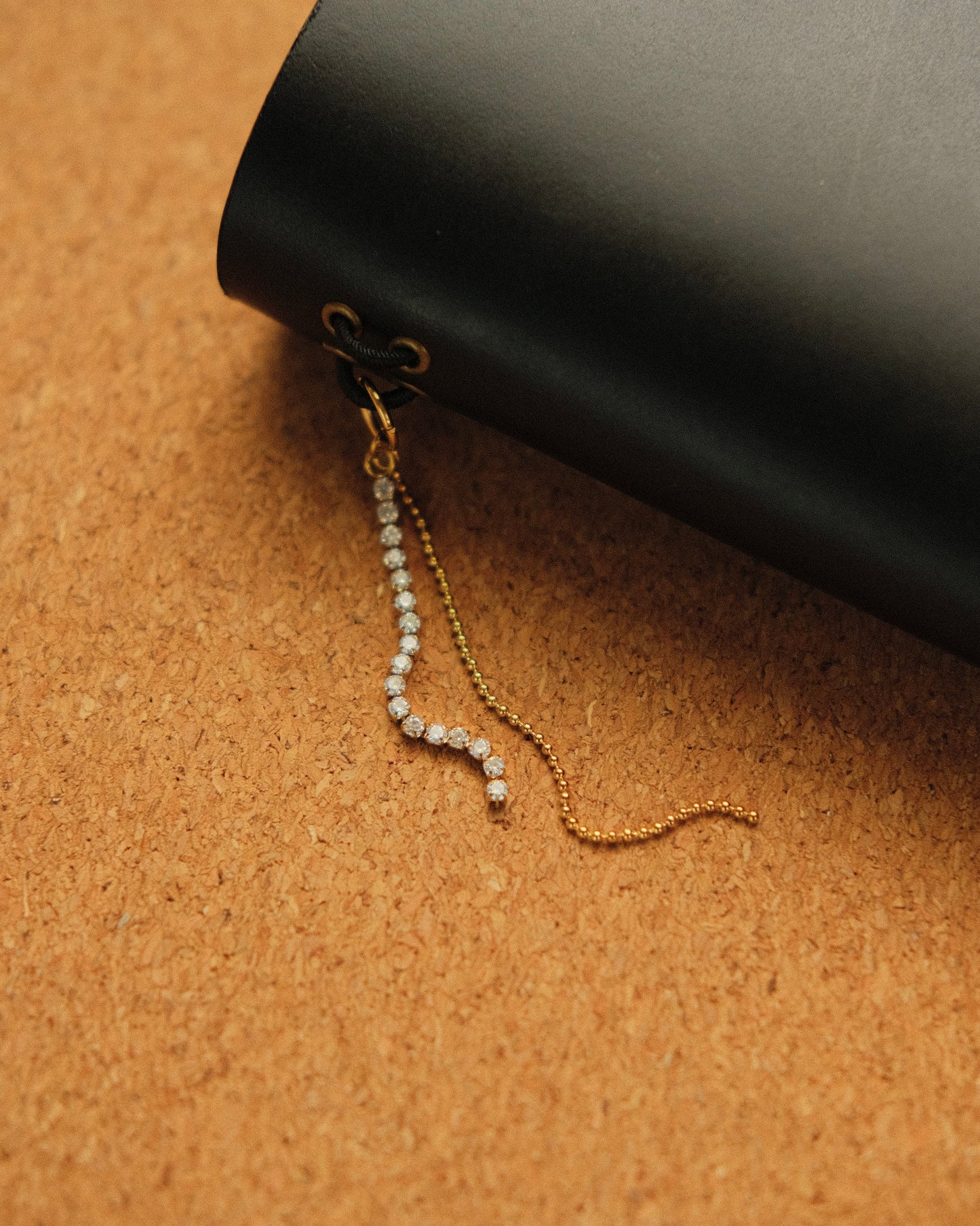 Charms [L]