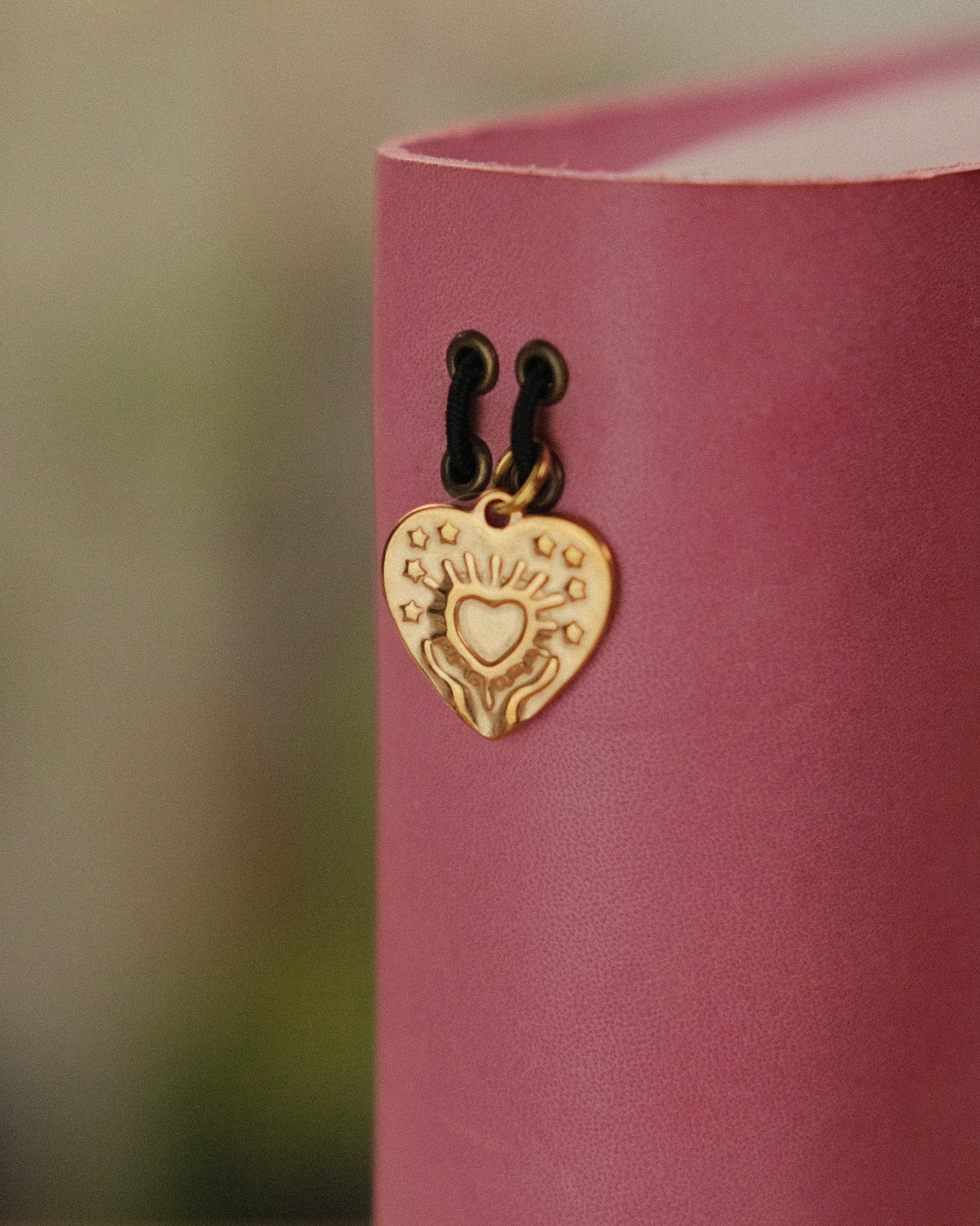 Charms [L]