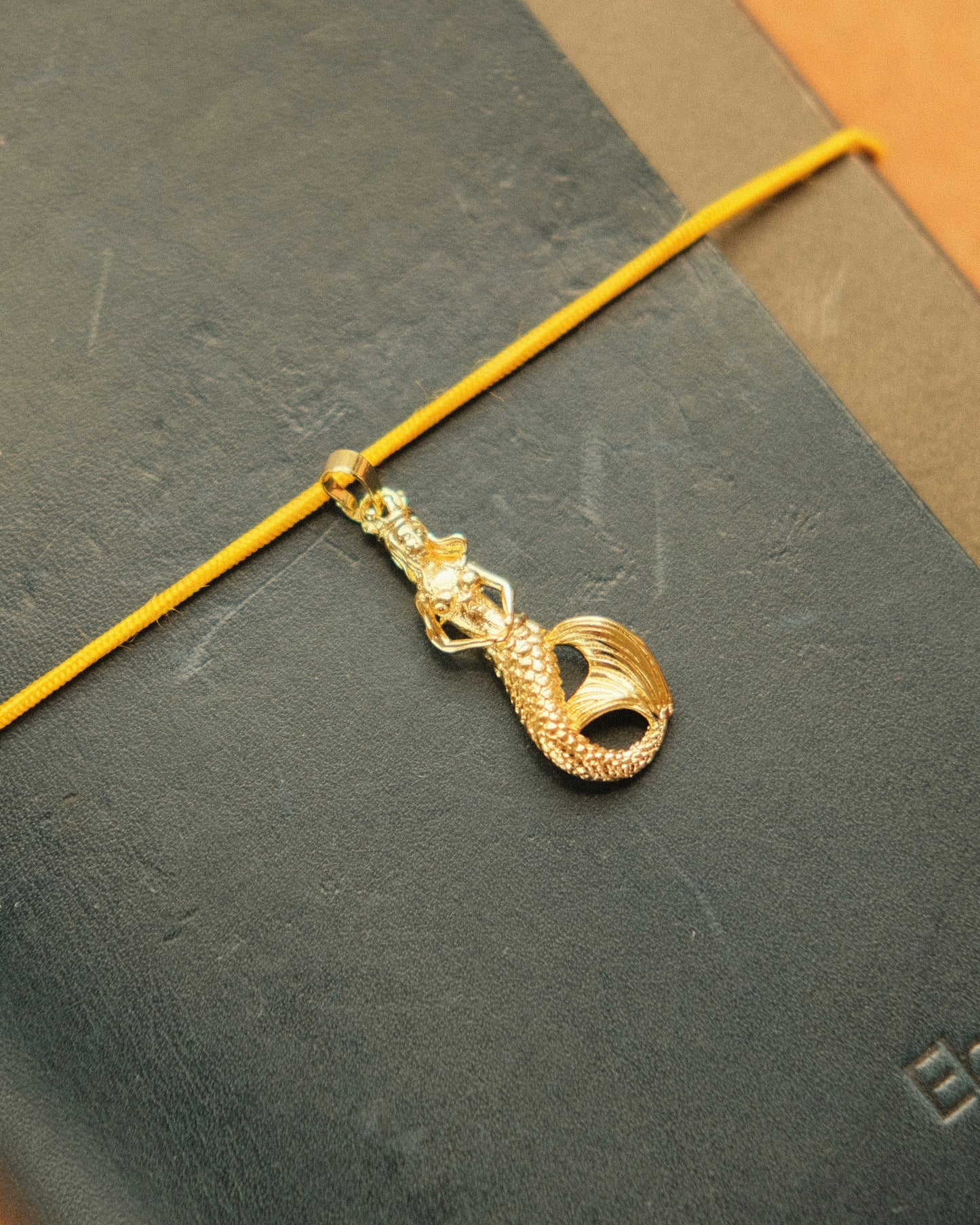 Charms [L]