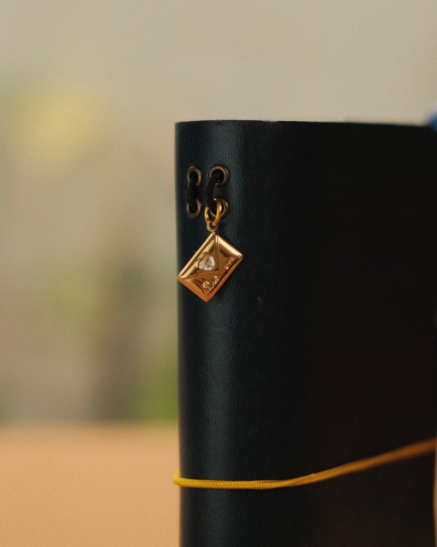 Charms [S]